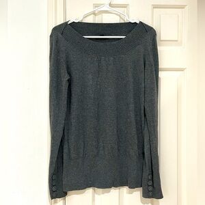 Banana Republic long sleeve sweater, size medium